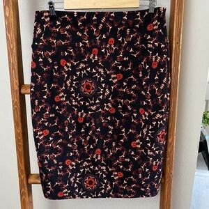 LuLaRoe / Cassie Pencil Skirt